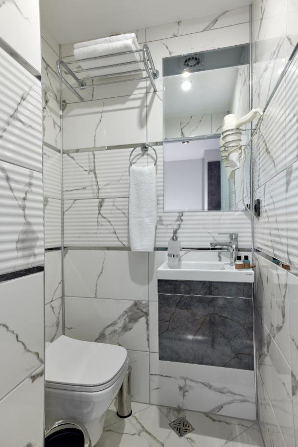 The Bold Hotel Istanbul Ngoại thất bức ảnh